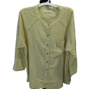 We The Free size  X-Large yellow greenish linen button down shirt